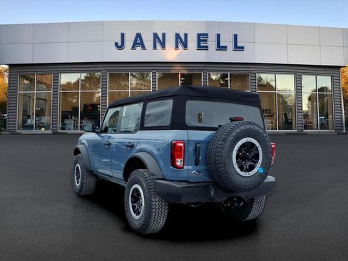 New 2025 Ford Bronco w/ Sasquatch Package image 5