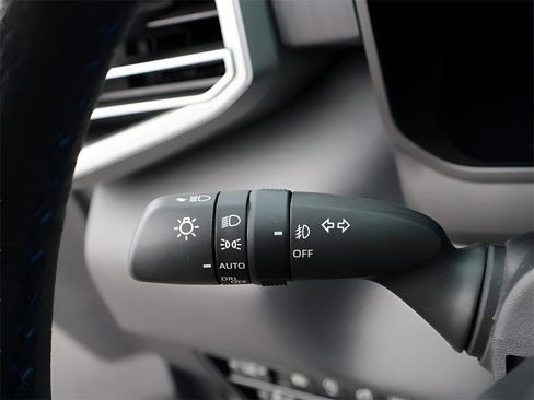 Used 2024 Toyota Tundra Platinum image 37