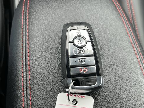 Used 2025 Ford Escape ST-Line Select w/ Tech Pack #2 AWD/4WD image 37