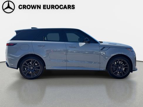 Used 2025 Land Rover Range Rover Sport SV Edition Two image 6