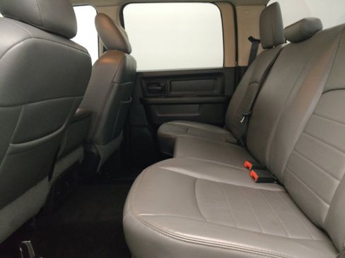 Used 2013 RAM 1500 Express image 18
