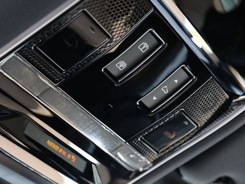New 2026 Land Rover Range Rover Sport Dynamic SE AWD/4WD image 4