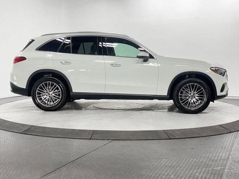 Certified 2025 Mercedes-Benz GLC 300 4MATIC image 31