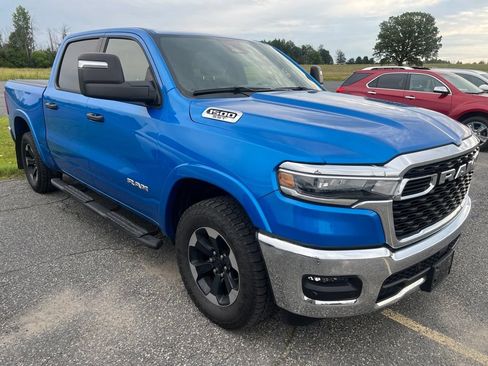 Used 2025 RAM 1500 Big Horn AWD/4WD image 2