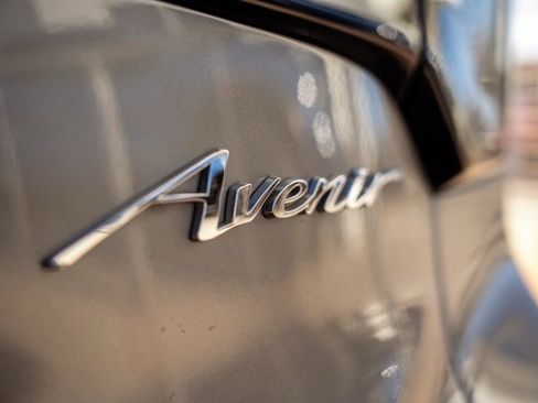 Used 2024 Buick Encore GX Avenir image 15