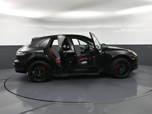 Certified 2023 Porsche Macan GTS AWD/4WD image 35