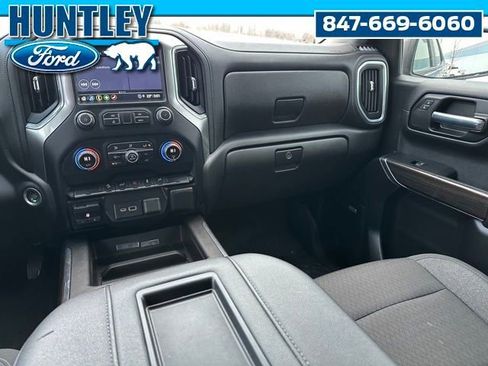 Used 2022 Chevrolet Silverado 1500 LT Trail Boss w/ Convenience Package II image 29