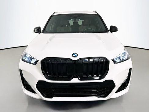 Used 2025 BMW X1 xDrive28i w/ Premium Package AWD/4WD image 2