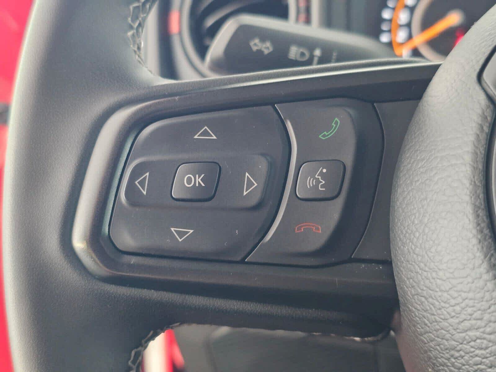 Used 2025 Jeep Wrangler Unlimited Rubicon AWD/4WD image 28