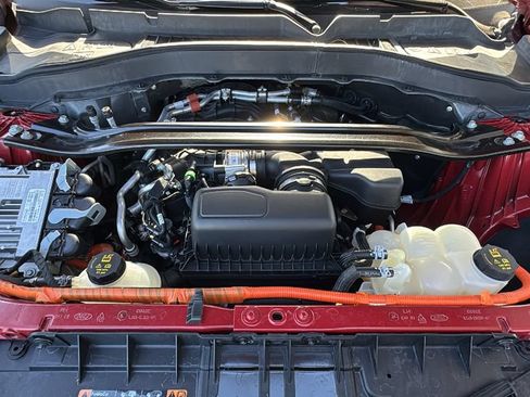 Certified 2021 Ford Explorer Limited w/ Hybrid Equipment Group 310A RWD image 26