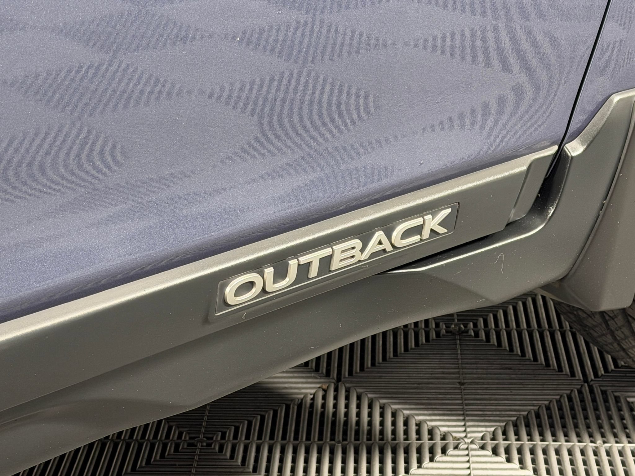 Used 2018 Subaru Outback 2.5i Limited AWD/4WD image 16
