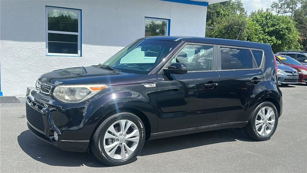 Used 2016 Kia Soul + FWD image 3