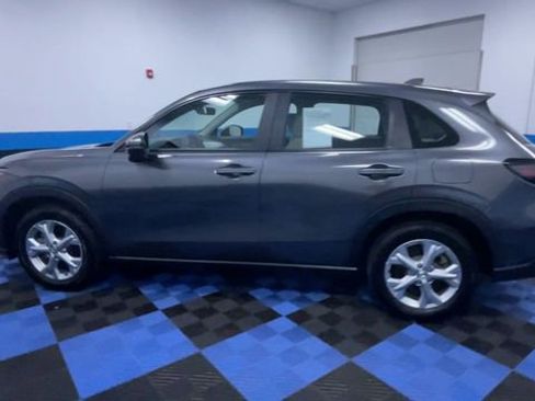 Certified 2024 Honda HR-V LX image 6