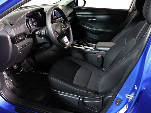 Used 2024 Nissan Sentra SV FWD image 12