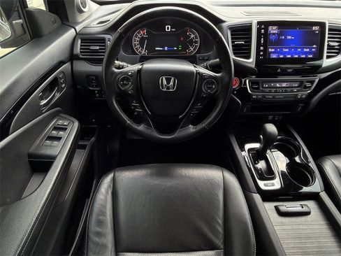 Used 2018 Honda Ridgeline RTL-E image 11