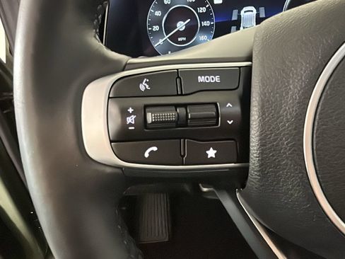 Used 2024 Kia Sportage X-Pro AWD/4WD image 17