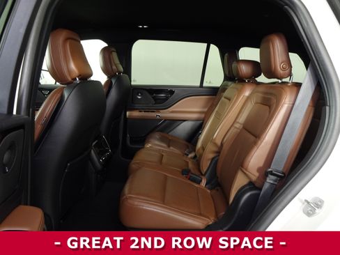 Used 2020 Lincoln Aviator Reserve w/ Class IV Trailer Tow Package image 9