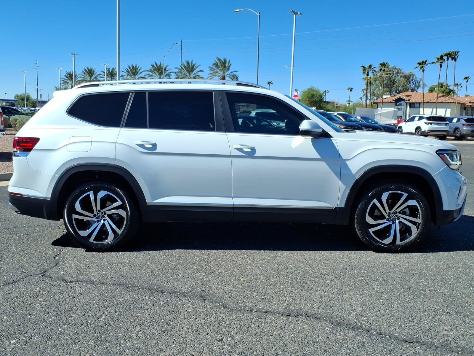 Certified 2023 Volkswagen Atlas SEL AWD/4WD image 8