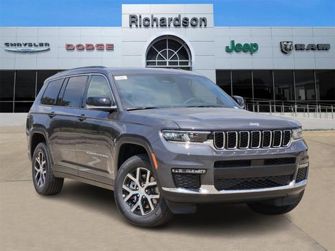 New 2025 Jeep Grand Cherokee L Limited image 1