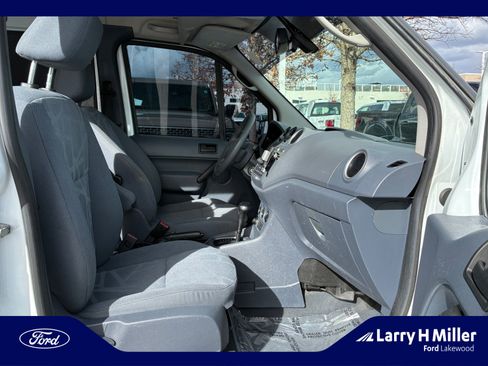 Used 2013 Ford Transit Connect XLT image 19