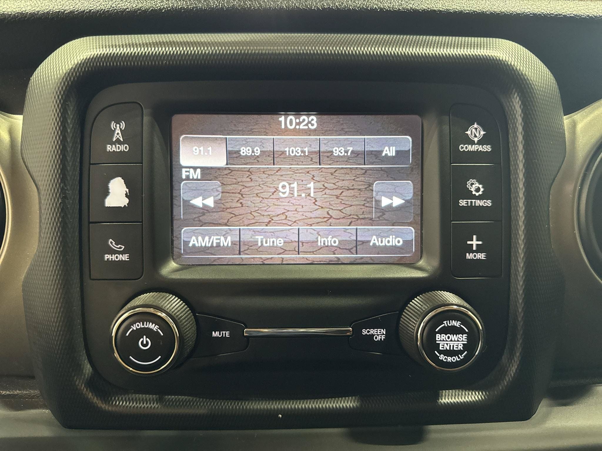 Used 2019 Jeep Wrangler Unlimited Sport S AWD/4WD image 18