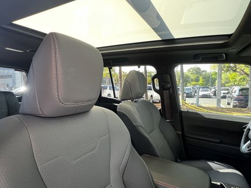 Used 2025 Lexus GX 550 w/ Accessory Package (2T) image 46