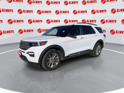 Used 2021 Ford Explorer Limited w/ Equipment Group 301A image 4