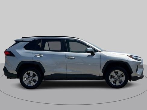 Used 2023 Toyota RAV4 XLE FWD image 3