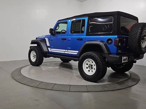 Used 2022 Jeep Wrangler Unlimited Sport AWD/4WD image 3