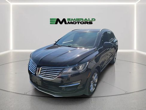 Used 2017 Lincoln MKC Select w/ Class II Trailer Tow Package AWD/4WD image 1