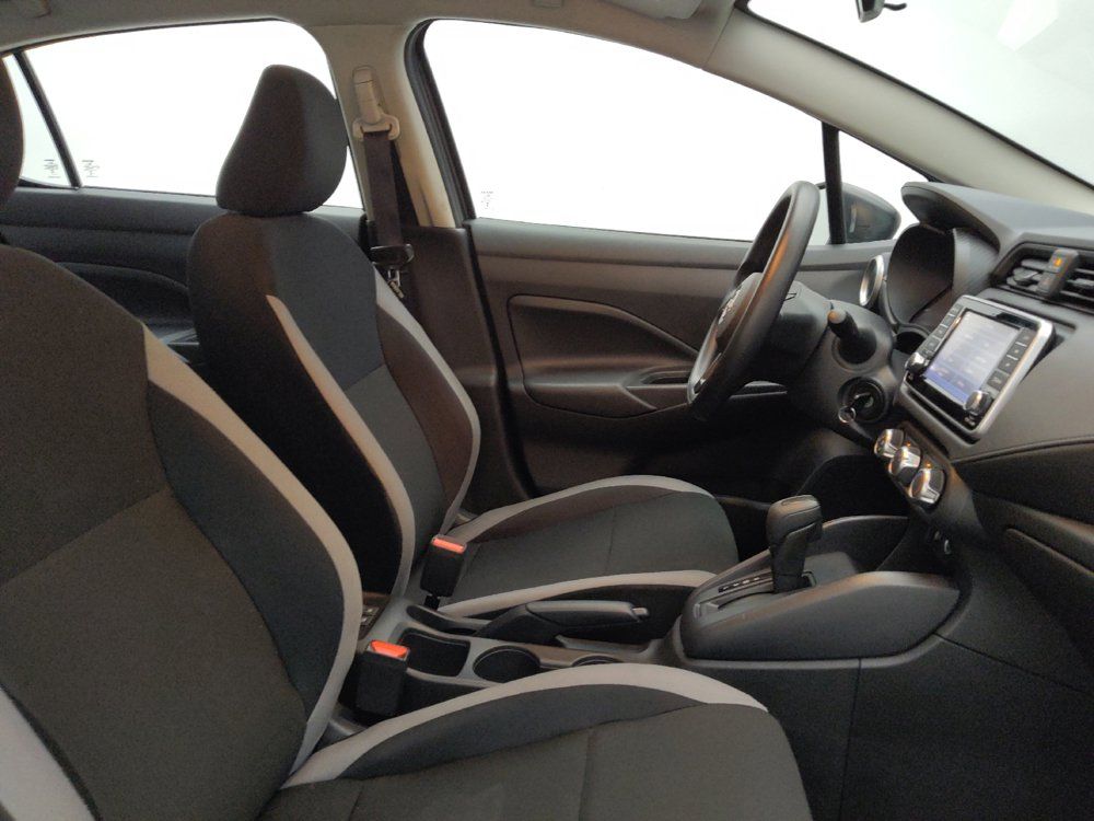 Used 2025 Nissan Versa S FWD image 21
