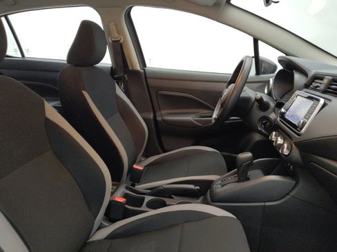 Used 2025 Nissan Versa S FWD image 21