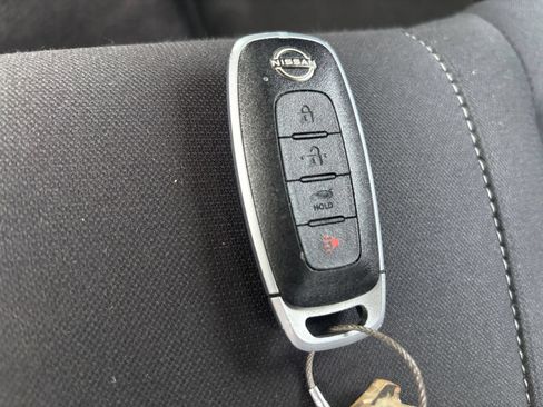 Used 2025 Nissan Sentra SV FWD image 20