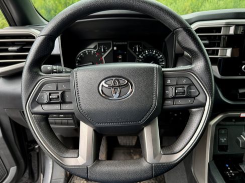 Certified 2025 Toyota Tundra SR5 AWD/4WD image 27
