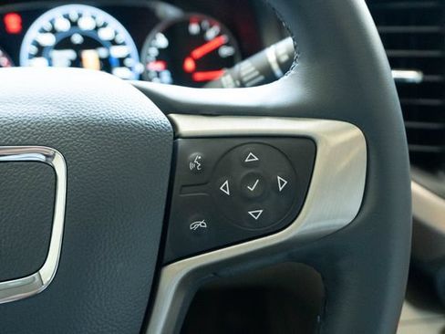 Used 2023 GMC Acadia Denali FWD image 29