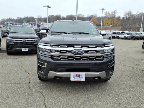 Certified 2023 Ford Expedition Platinum AWD/4WD image 2