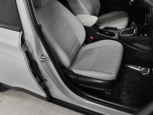 Used 2023 Hyundai Kona SEL w/ Cargo Package image 15