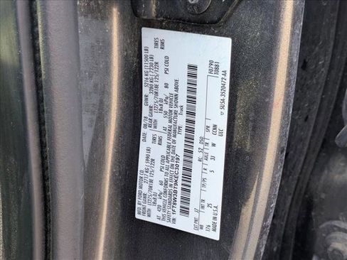 Used 2019 Ford F350 XLT w/ XLT Premium Package image 18