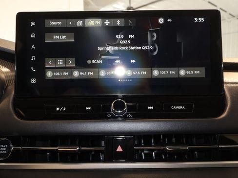 Used 2025 Mitsubishi Outlander SE AWD/4WD image 12