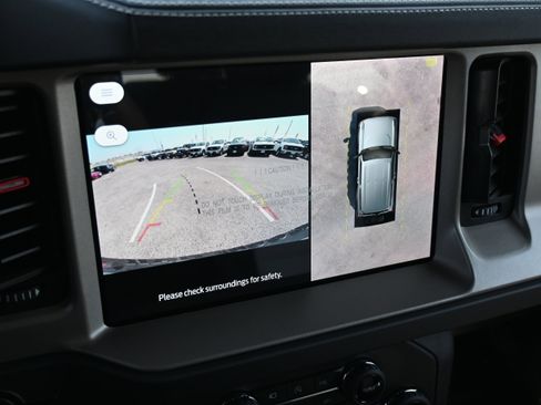 New 2026 Ford Bronco Outer Banks w/ Sasquatch Package AWD/4WD image 25