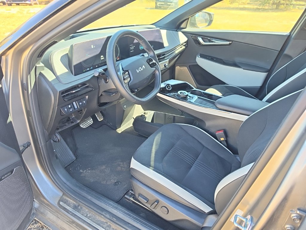Certified 2024 Kia EV6 GT-Line AWD/4WD image 9