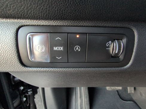 New 2026 Chevrolet Traverse RS image 23