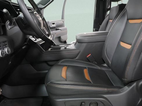 Used 2025 GMC Sierra 2500 AT4 w/ AT4 Premium Plus Package AWD/4WD image 23