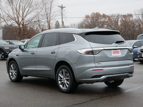 Used 2024 Buick Enclave Avenir w/ Avenir Technology Package image 5