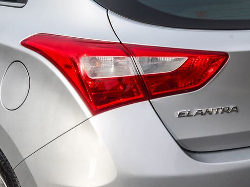 Used 2013 Hyundai Elantra GT image 7