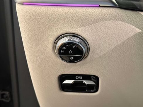Certified 2025 Mercedes-Benz GLC 350e 4MATIC image 21