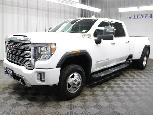 Used 2023 GMC Sierra 3500 Denali AWD/4WD image 7
