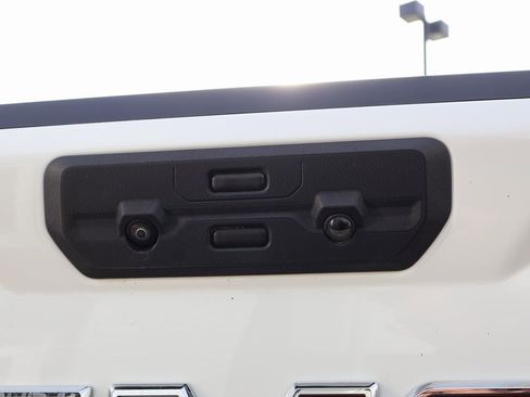 Certified 2022 GMC Sierra 1500 SLT image 23