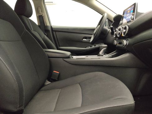 Used 2024 Nissan Sentra SV FWD image 21