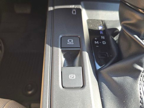 Certified 2026 Toyota Corolla Cross L image 30